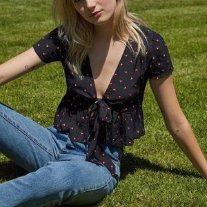 Tie Front Top